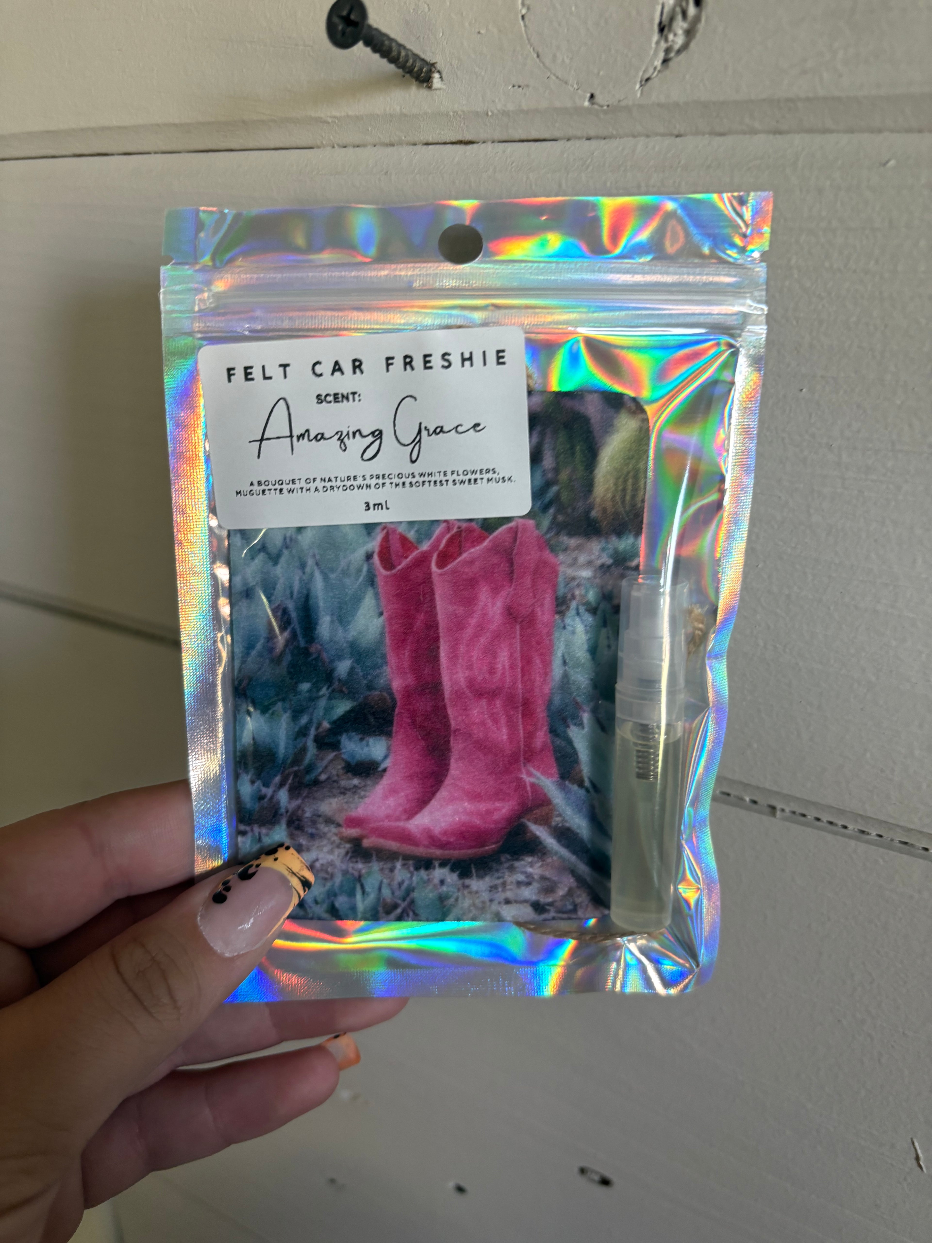 Pink cowgirl boots felt freshie