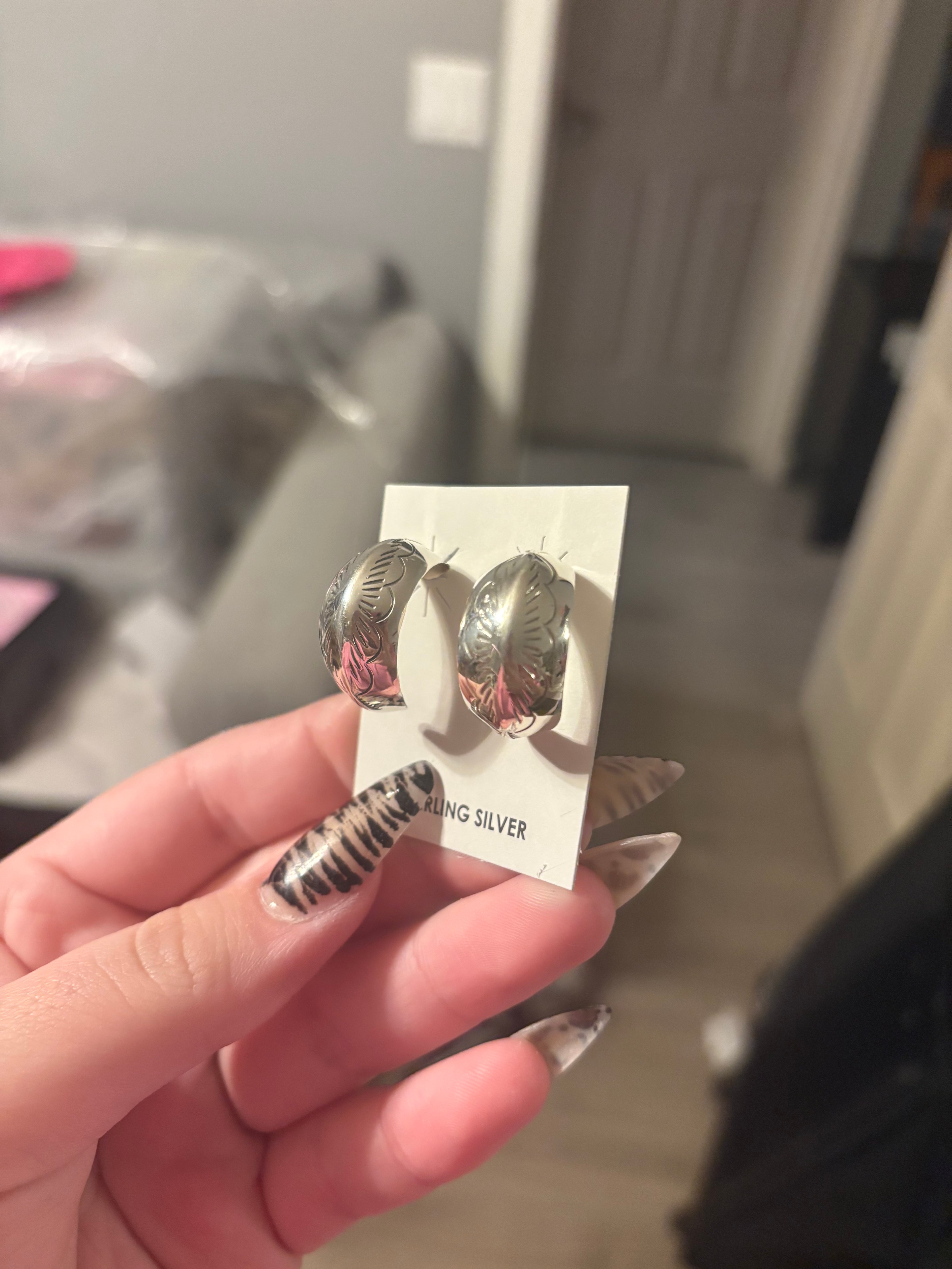 Detailed Chunky Studs